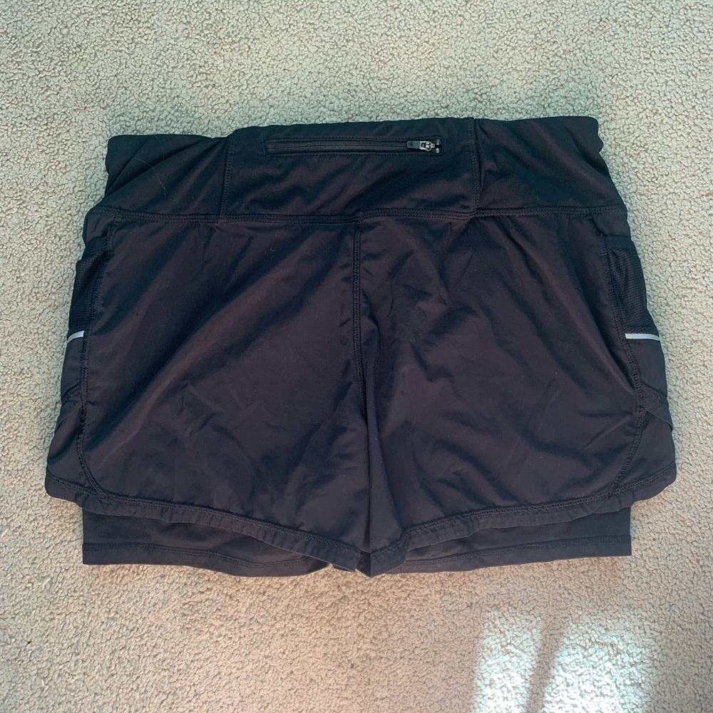 athleta - medium black athletic shorts - Picture 2 of 7